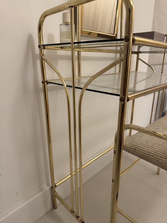 Image 1 of Coiffeuse vintage en laiton de style Hollywood Regency avec miroir et tabouret