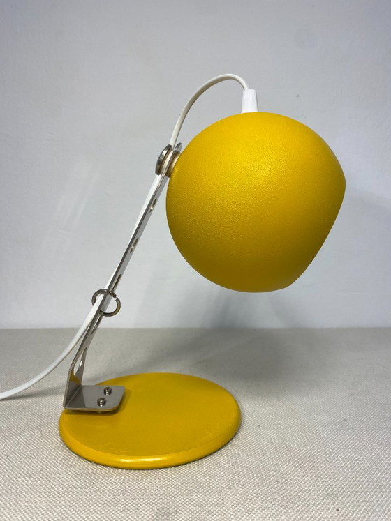 Lámpara de escritorio amarilla Space Age de los años 70 de Dekor Zabok, Yugoslavia, Lámparas de mesa, Metal (foto 2 de 14)
