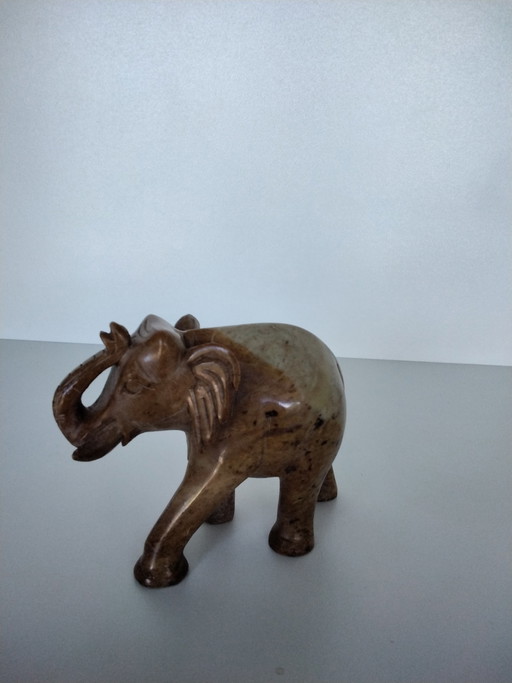 Éléphant de marbre d'Inde – decoratieve objecten, Marble, Stone
