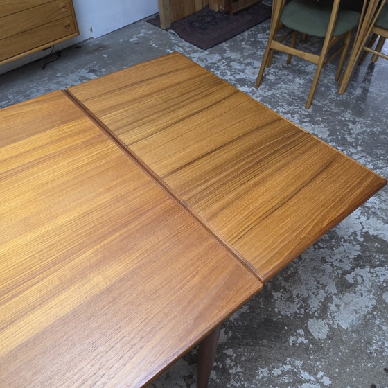 Image 1 of Vintage jaren 60 verlengbare Deense eettafel teak topstaat!
