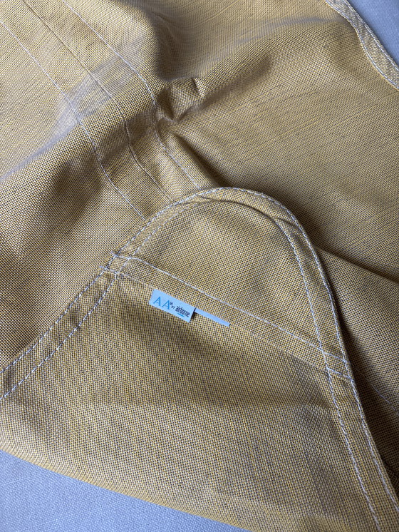 Image 1 of Iceland Mariposa Butterfly stoel