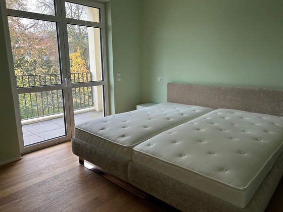 Image 1 of Designer bed by Christine Kröncke + mattresses + slatted frame *like new