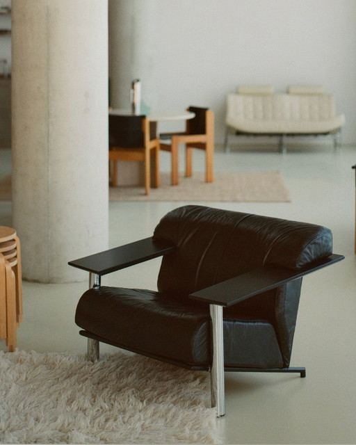 Pause fauteuil by Pierluigi for Poltrona Frau
