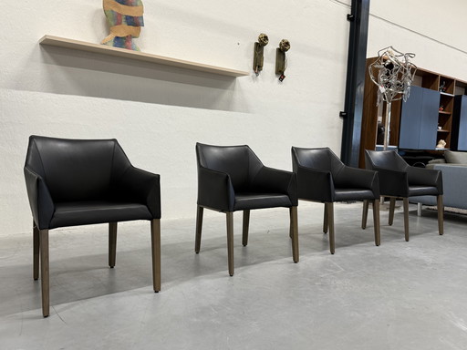 4 Leolux Pyrite dining chair black leather