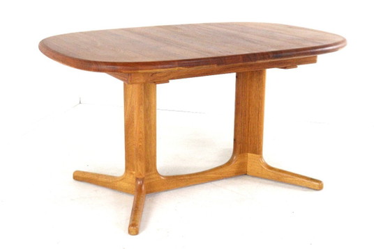 Image 1 of Glostrup oval 2x extendable dining table Danish design