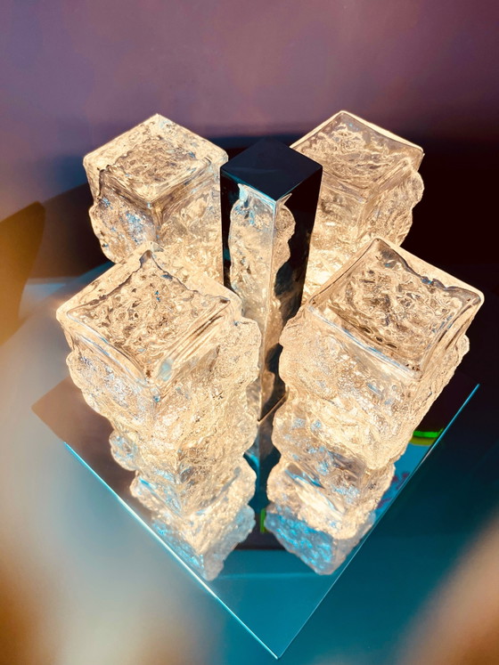 Image 1 of Hillebrand 70er Jahre Eiswürfel-Deckenleuchte