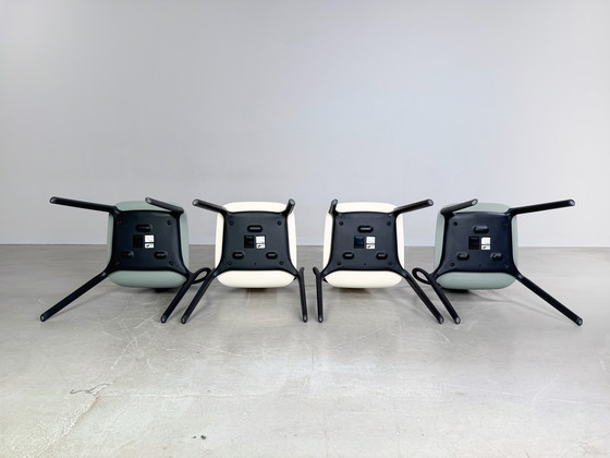 Image 1 of Conjunto de 2 sillas Vitra Belleville Ronan Erwan Bouroullec Outdoor Cream