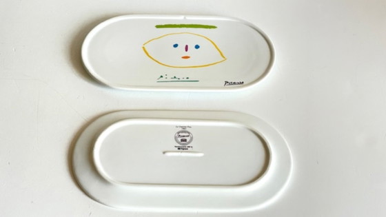 Image 1 of Serveerschaal/bord gesigneerd door Picasso