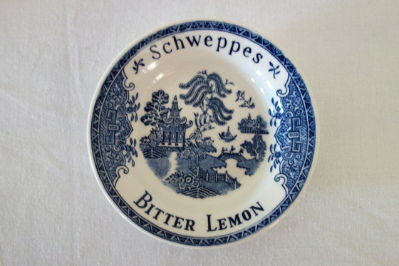 Image 1 of 6 coupelles Schweppes ramasse monnaie vintage