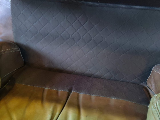 Image 1 of Set di divani in pelle di bufalo vintage: design senza tempo, comfort ineguagliabile e carattere autentico