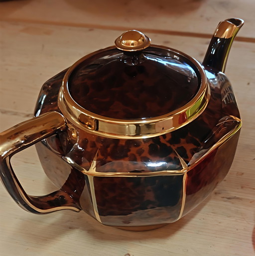 Beautiful ceramic GIBSONS art-deco teapot