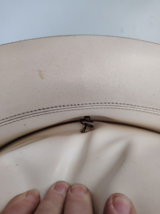 Image 1 of Fauteuil vintage en cuir
