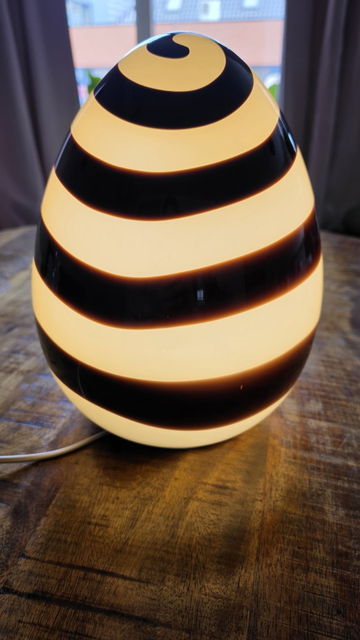 Lampada da tavolo di design 'Spiral Egg' – Vetro opalino – Vintage ILU
