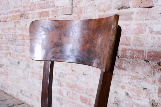 Vier restaurierte Art-Deco-Stühle von Thonet, Buche, Nussbaum, tschechisch, 1940er Jahre – Esszimmerstühle (photo 12 of 15)