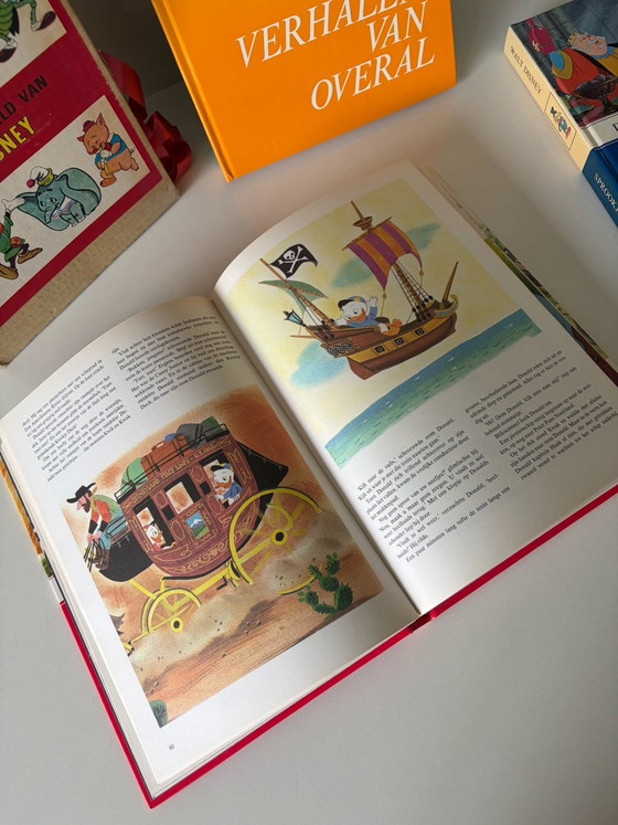 Classic Walt Disney 4-piece book set – Coffee table books, Paper (photo 15 of 15)