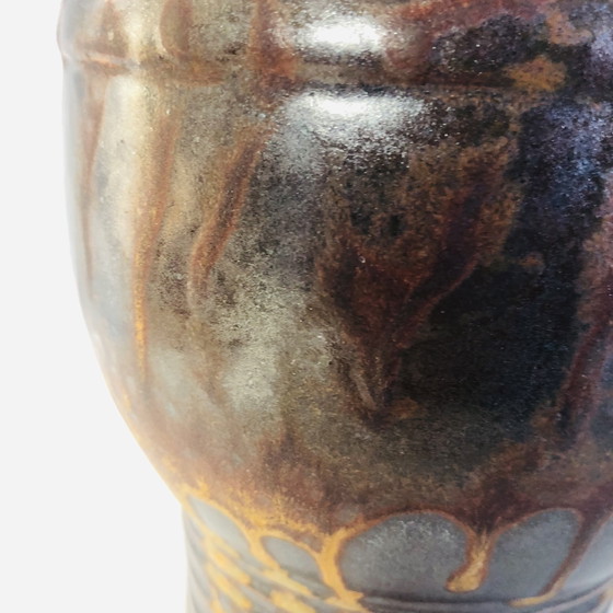 Image 1 of Vaso a torso in ceramica smaltata metallizzata