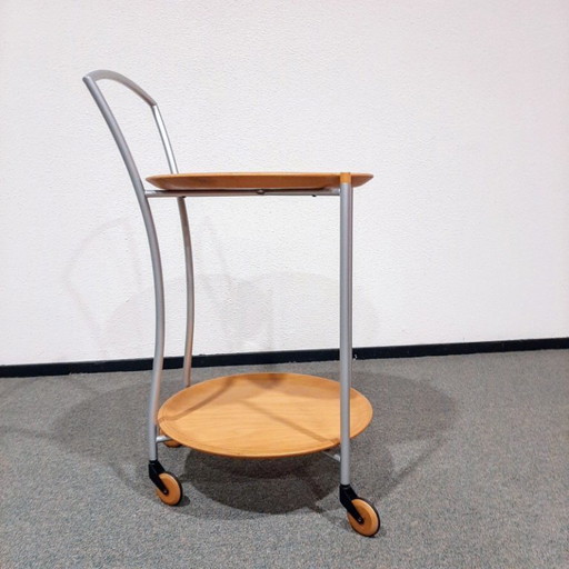 Mesa de servicio de madera con bandeja doble y ruedas de madera