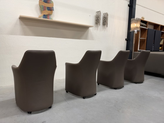 4 Leolux Lirio Esszimmerstühle braunes Leder (Foto 15 von 25)