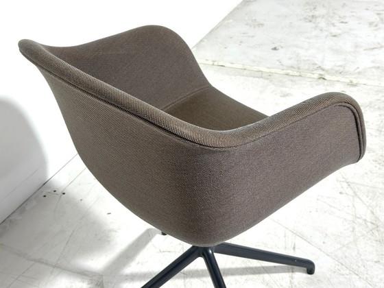 Muuto Fiber Armchair Taupe - Swivel Onderstel Zwart – Fauteuils, Textile (photo 6 of 8)