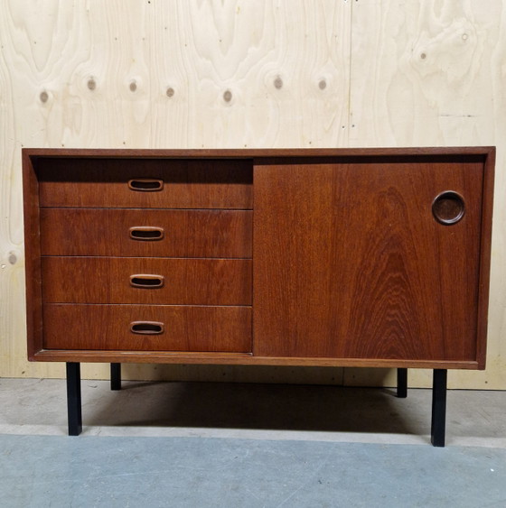 Image 1 of Vintage dressoir teakfineer teakhout audio meubel ladekast tv kast
