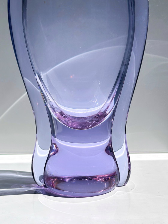 Image 1 of Vintage Vase Böhmen Czech Alexandrit Glas Neodym Zelezny Brod ZBS Miroslav Klinger Železnobrodské sklárny Flieder Rosa Hellblau