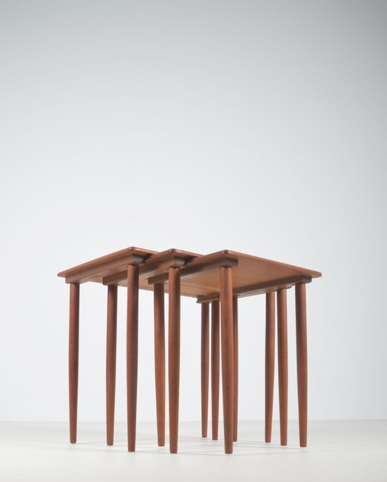 Image 1 of Set van 3 Deense neststafels in teak, jaren '60