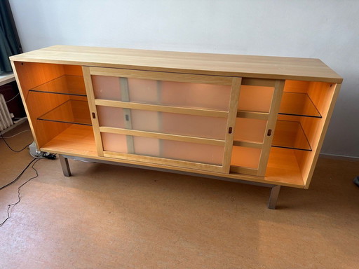 Schönes Sideboard