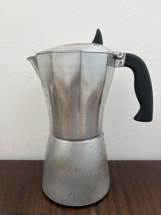 Grote vintage Italiaanse aluminium percolator – Keukenaccessoires, Kunststof (photo 10 of 10)