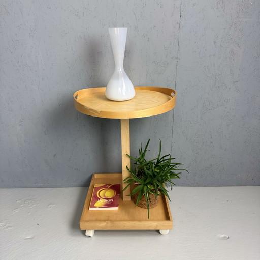 Table d'appoint Bjorko avec plateau | design Chris Martin pour Ikea