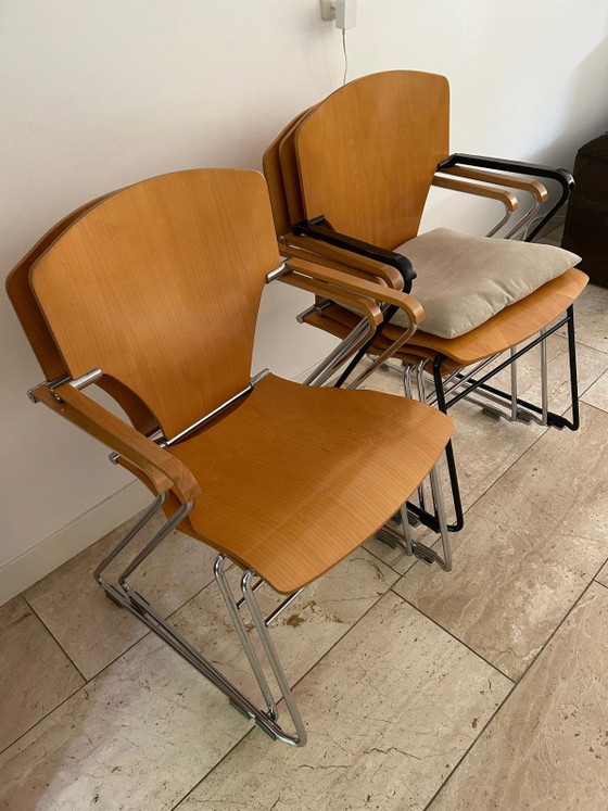 5 x Stua Egoa Dining chairs by Josep Mora, Wood, Metal, Creme (photo 2 of 8)