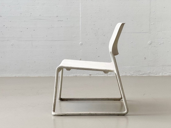 Image 1 of Set van 6 Spark stapelstoelen van Don Chadwick voor Knoll, VS, uit 2009.