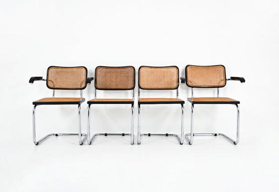 Image 1 of Chaises de salle à manger Style B32 par Marcel Breuer, ensemble de 4