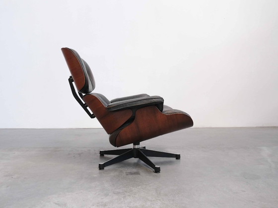 Vintage Eames Lounge Chair & Ottoman – Vitra – Fauteuils, Leather, Wood (photo 5 of 21)