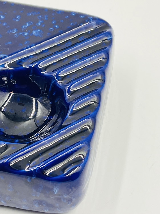 Image 1 of Cendrier en céramique bleu cobalt, design Cari Zalloni