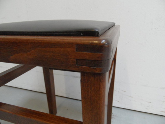 Image 1 of Vintage houten kruk