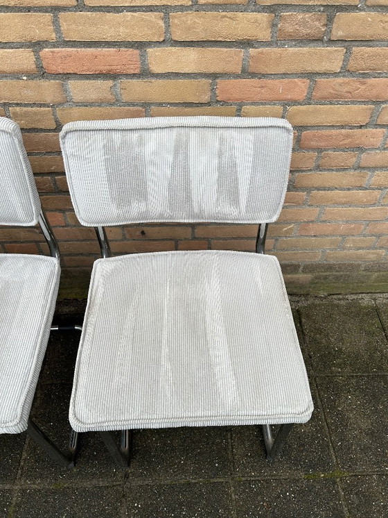 Image 1 of 4 sedie a slitta in velluto a coste con struttura tubolare cromata