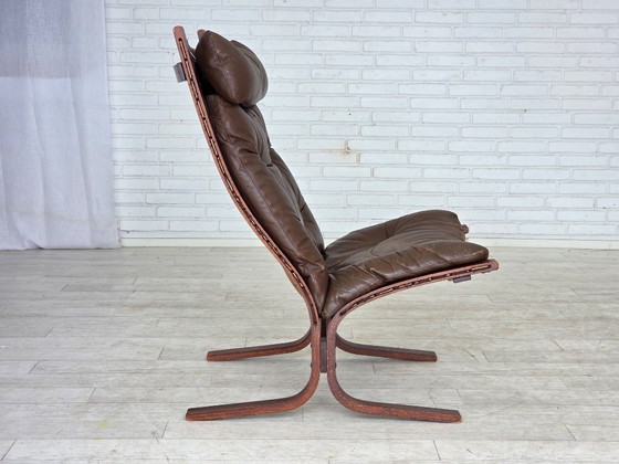 Image 1 of Années 1970, design norvégien d'Ingmar Relling, fauteuil lounge, modèle « Siesta ».