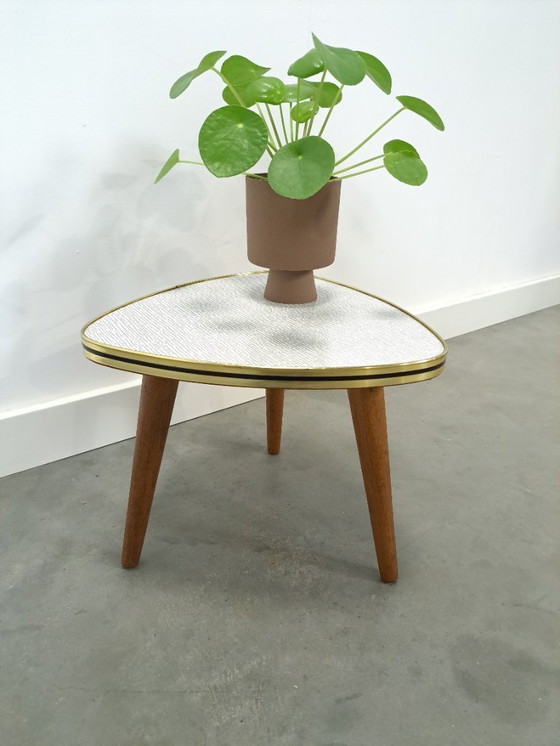 Image 1 of Mesa auxiliar de los años 50 para plantas con tablero de fórmica a rayas blancas y grises, n.º 31