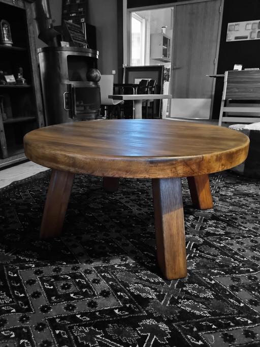 Brutalistischer Couchtisch