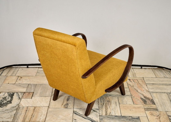 Image 1 of Sillón H 410 diseñado por Jindrich Halabala, Checoslovaquia.