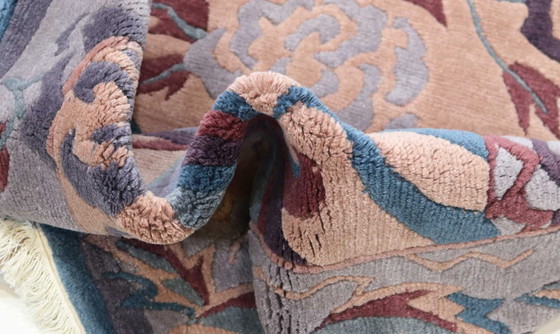 Image 1 of Tappeto moderno di design Nepal 174 x 124 cm