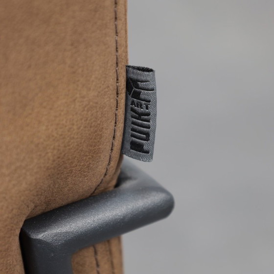 Image 1 of Sgabello basso Bokk in pelle di Ka-Lai Chan per Puik Design