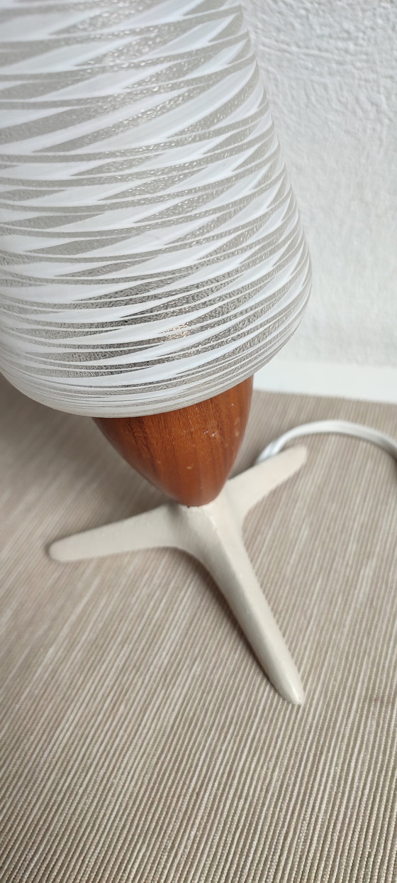 Image 1 of Herda table lamp milk glass '50 Fifties White