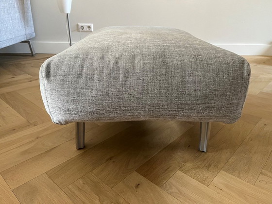 Image 1 of Pouf Leolux Bellice