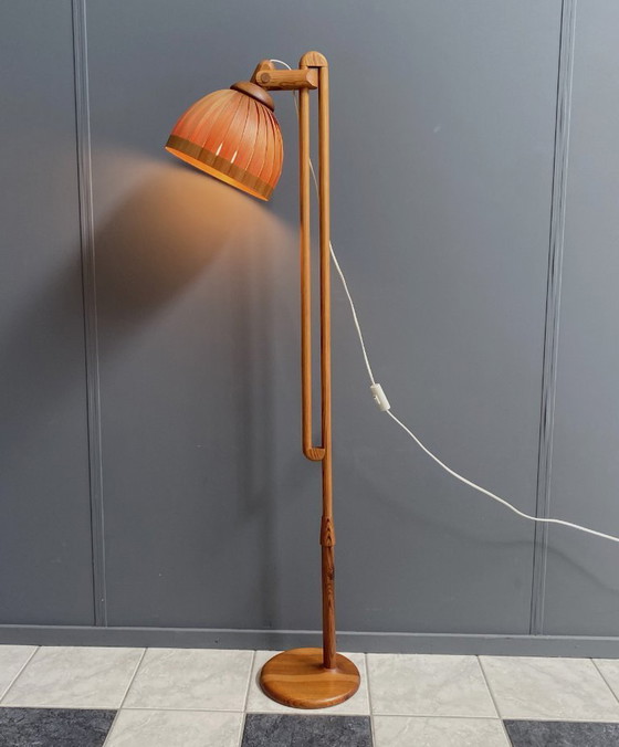 Image 1 of Hans agne Jakobsson houten vloerlamp jaren 60