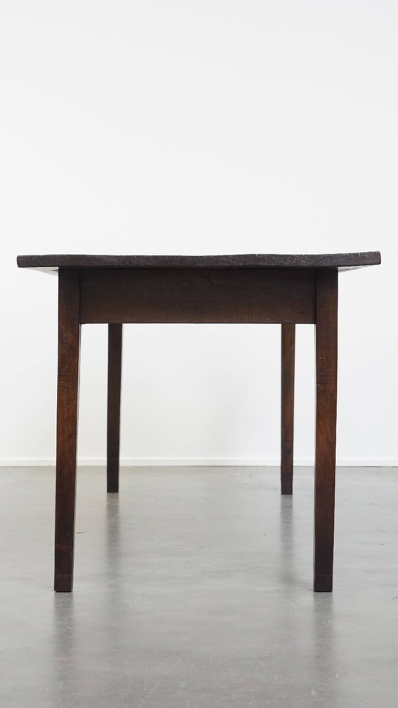 Image 1 of Ancienne table de salle à manger anglaise du début du 19e siècle à 6 places avec plateau en noyer