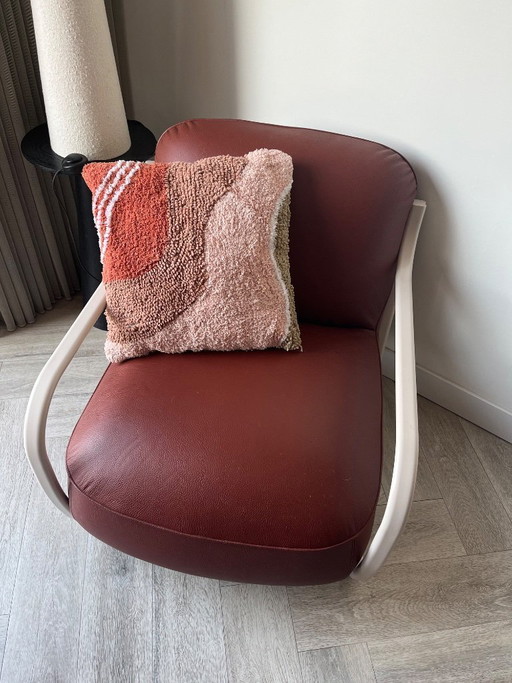 Chap Pode di Leolux in pelle