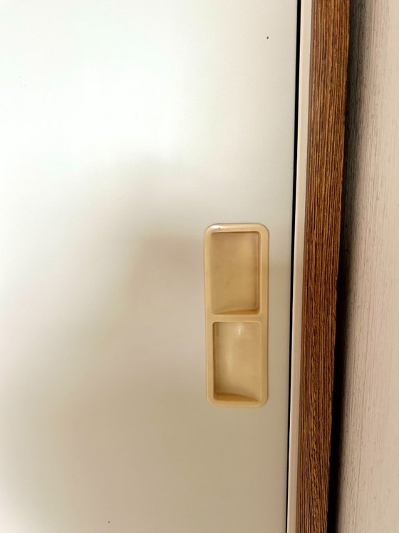 Pastoe Dutch Design: armoire vintage à portes coulissantes, Bois, Crème (photo 2 sur 7)