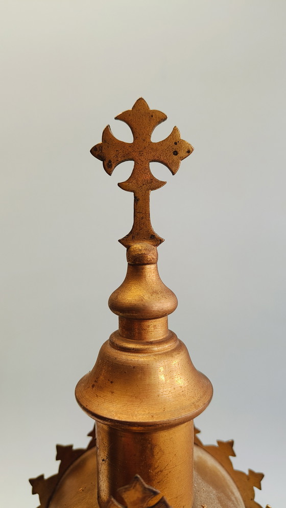 Image 1 of Osteuropäischer orthodoxer christlicher Reliquienaltar