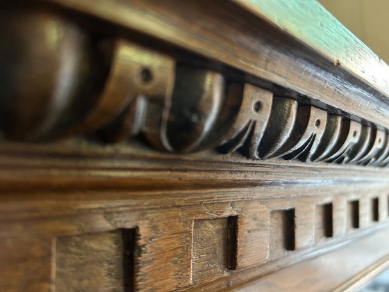 Image 1 of Vecchia libreria/vetrina degli anni '30 con ante in vetro